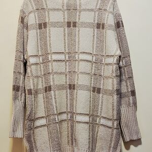 Soho ISAAC MIZRAHI Plaid Crewneck Tunic Sweater in Cream and Brown Size Lp